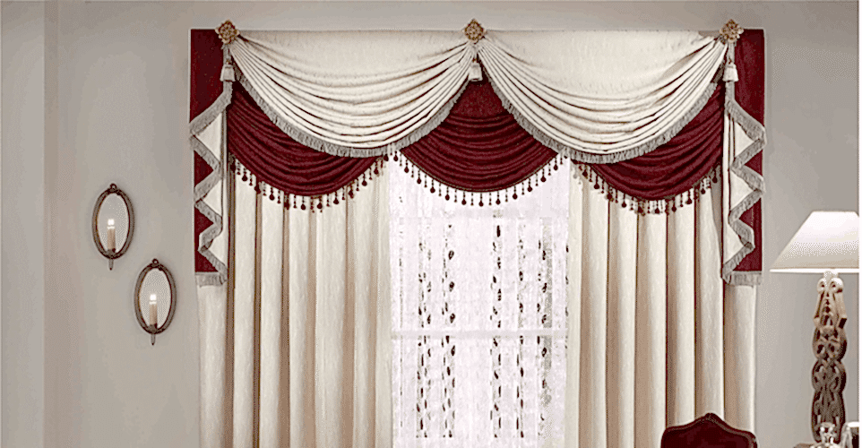 Bir Perde, Sadece Perde Midir?